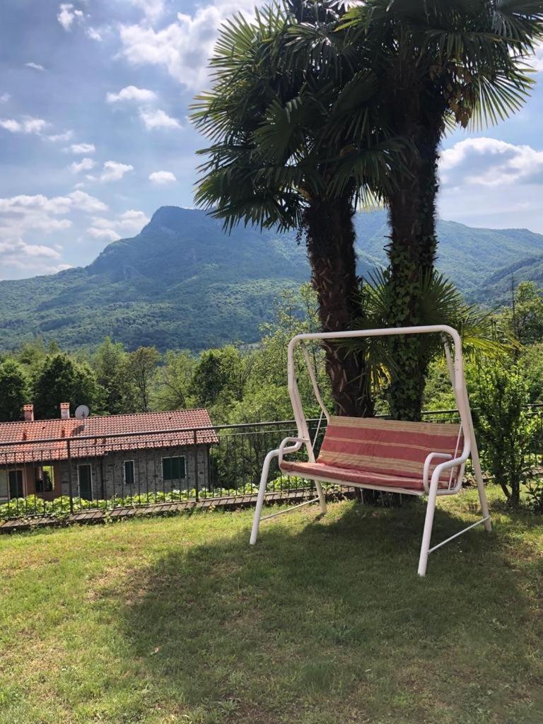 Residenza Bosco Sole Lägenhet Grantola Rum bild