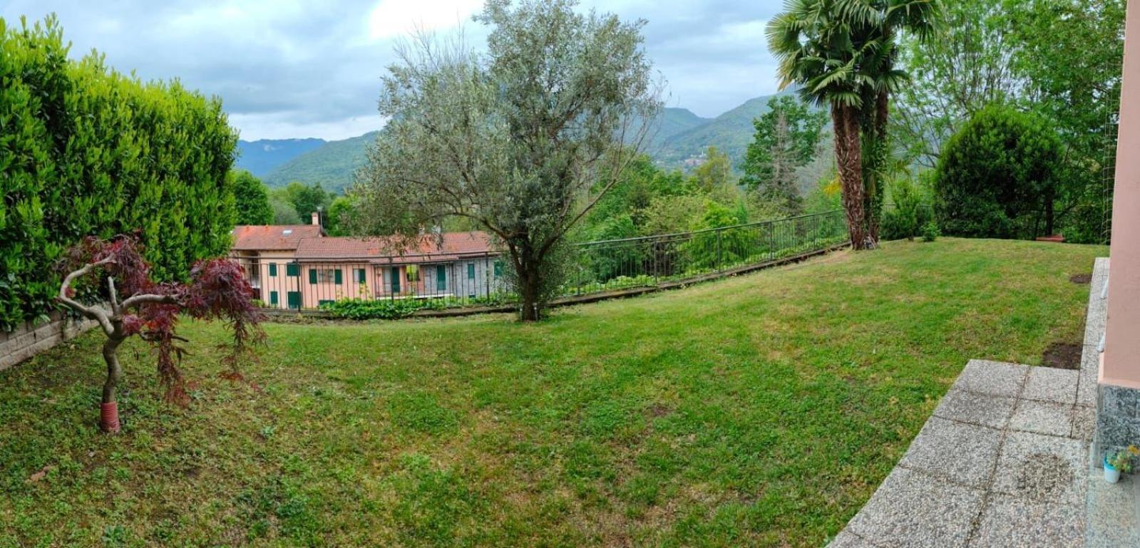 Residenza Bosco Sole Lägenhet Grantola Rum bild